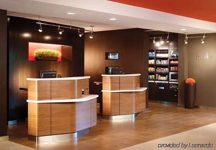 Hotel Courtyard By Marriott Downtown/capital 3*