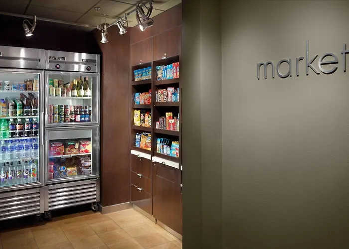 Courtyard By Marriott Downtown/capital 3*