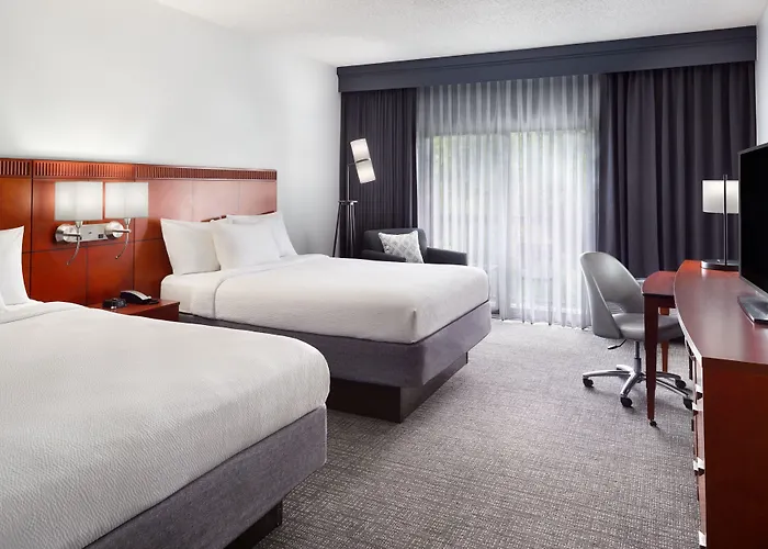 Hotel Courtyard By Marriott Downtown/capital 3*