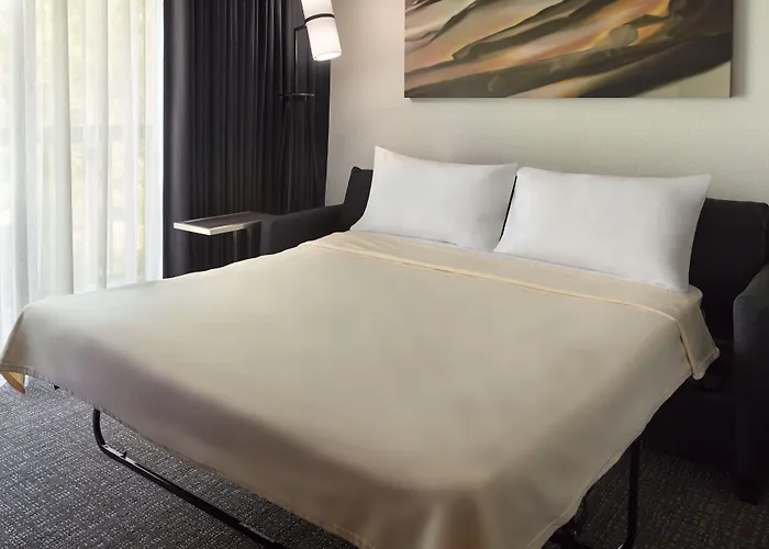 Courtyard By Marriott Downtown/capital Hotel Tallahassee