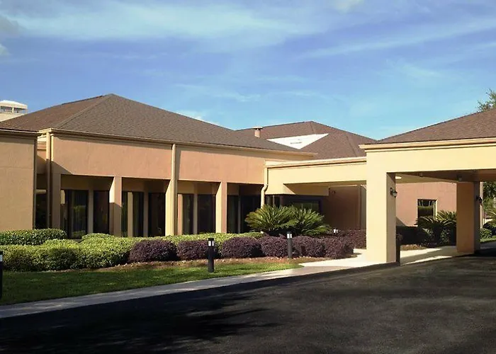 Courtyard By Marriott Downtown/capital Tallahassee